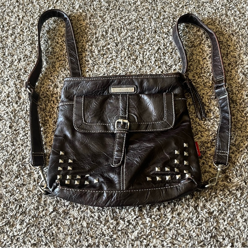 UNIONBAY Pyramid Stud Convertible Crossbody Purse / Bagpack with Studs